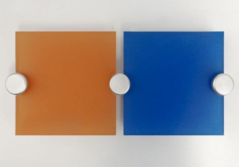 Double Sided Edge-Grip Standoff Supports